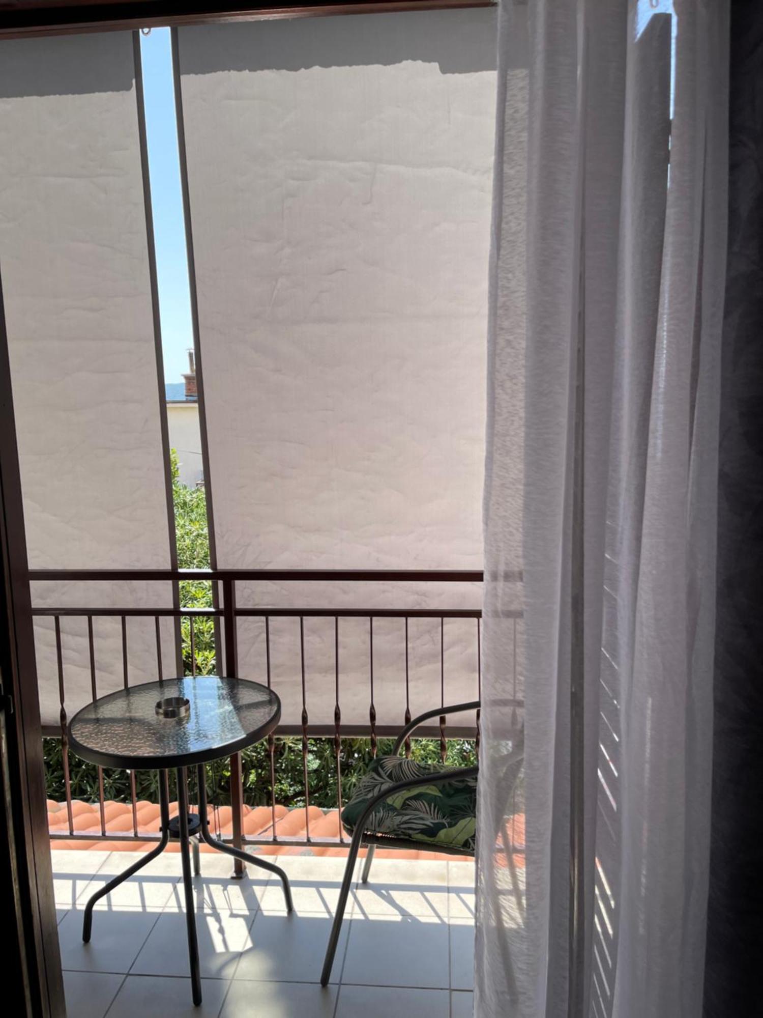 Apartman Hrusta Crikvenica Exterior foto
